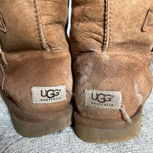Ugg Australia 3 Button Bailey Boot